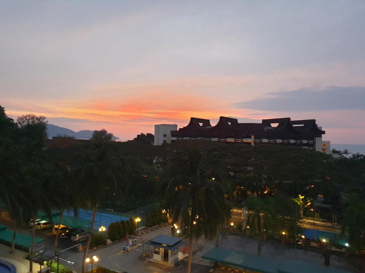 Sri Sayang By Coral Holiday Resort Batu Feringgi Ngoại thất bức ảnh